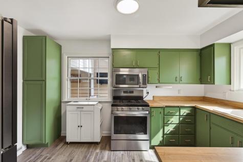 9548 Knox Avenue N Brooklyn Park MN 55444