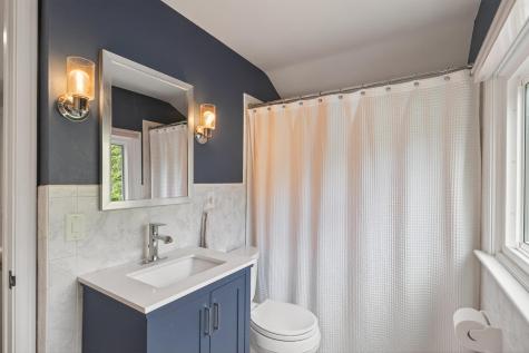 9548 Knox Avenue N Brooklyn Park MN 55444