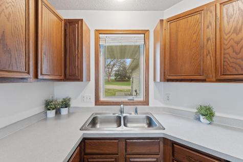 2136 49th Way E Inver Grove Heights MN 55077