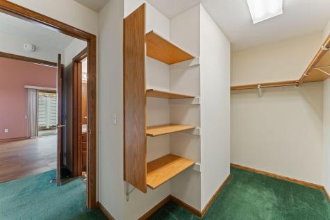 2136 49th Way E Inver Grove Heights MN 55077