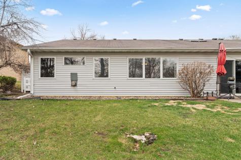 2136 49th Way E Inver Grove Heights MN 55077