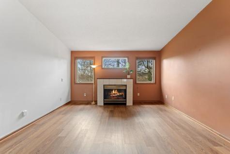 2136 49th Way E Inver Grove Heights MN 55077