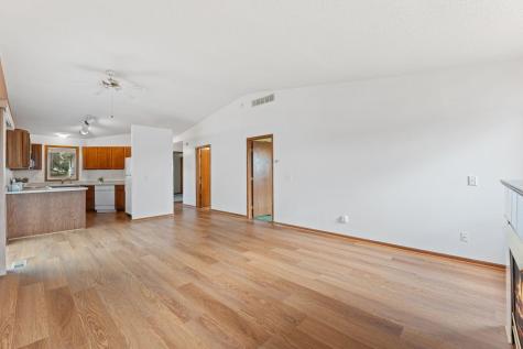 2136 49th Way E Inver Grove Heights MN 55077
