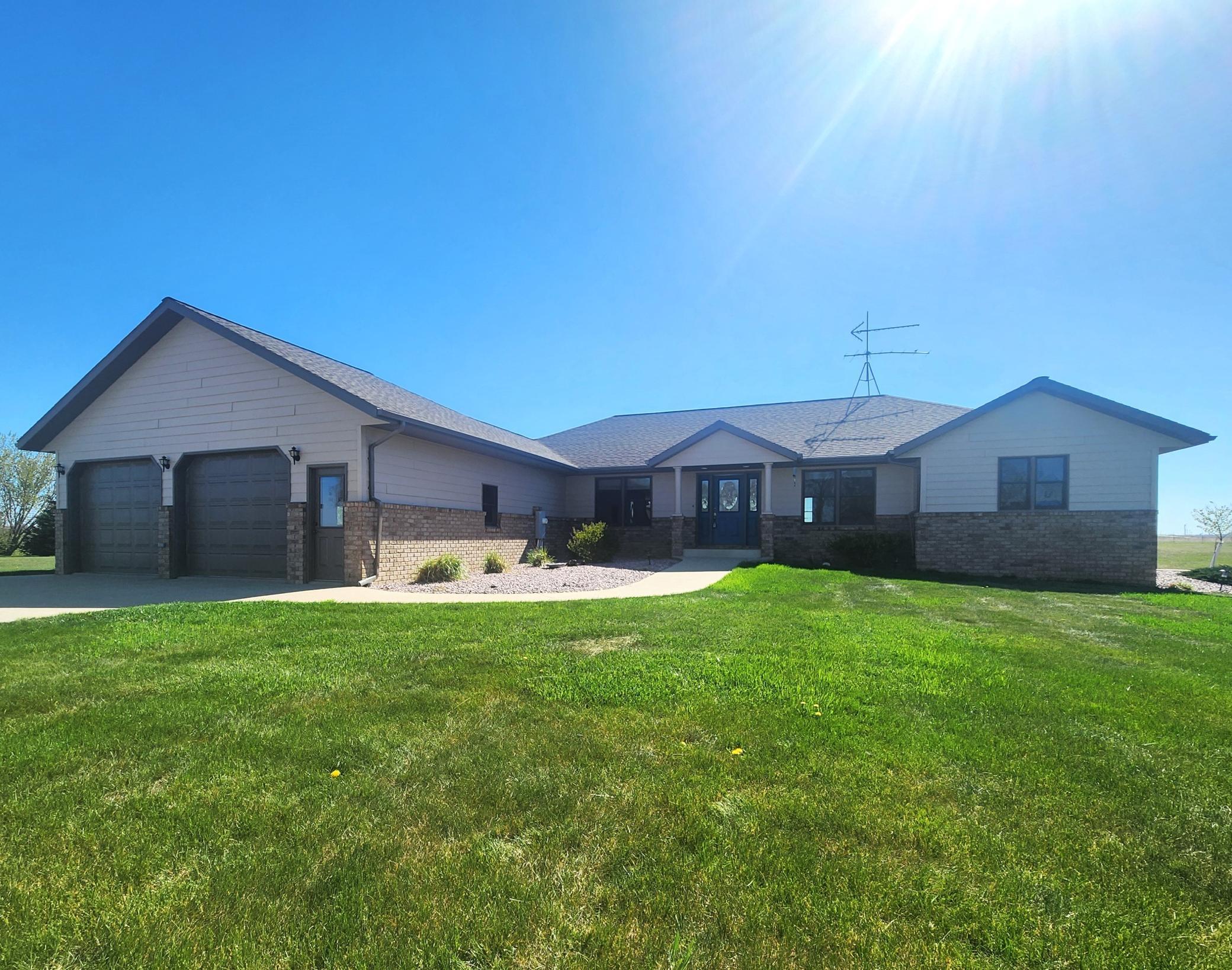 1338 140th Avenue Holland MN 56139