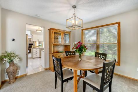 1412 Rushmore Crescent Burnsville MN 55306