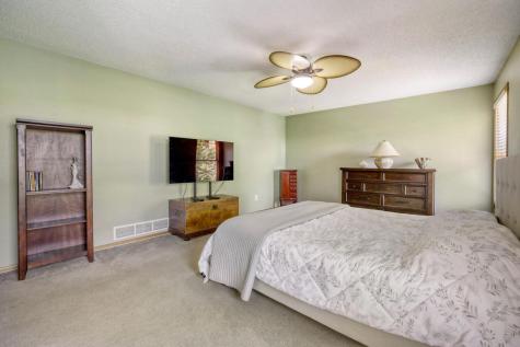 1412 Rushmore Crescent Burnsville MN 55306