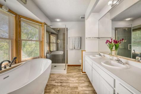 1412 Rushmore Crescent Burnsville MN 55306