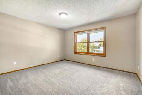 1412 Rushmore Crescent Burnsville MN 55306