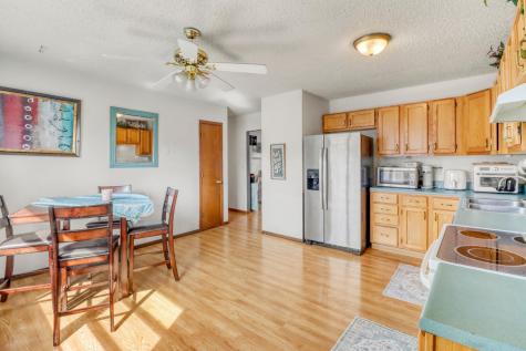 3102 8th Avenue N Fargo ND 58102