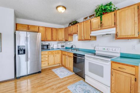3102 8th Avenue N Fargo ND 58102