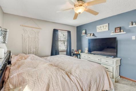 3102 8th Avenue N Fargo ND 58102