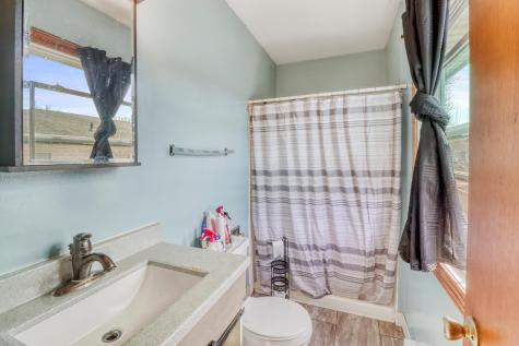 3102 8th Avenue N Fargo ND 58102