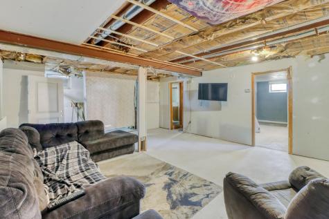 3102 8th Avenue N Fargo ND 58102