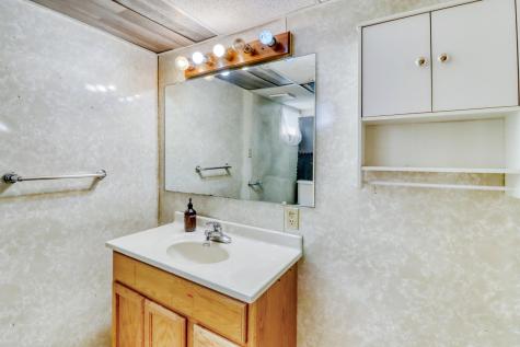 3102 8th Avenue N Fargo ND 58102