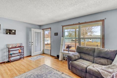 3102 8th Avenue N Fargo ND 58102