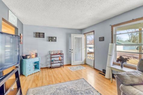 3102 8th Avenue N Fargo ND 58102
