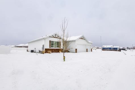 3637 18th Street S Moorhead MN 56560