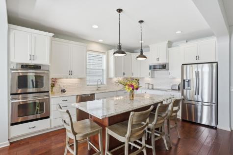 16885 Diamonte Way Lakeville MN 55044