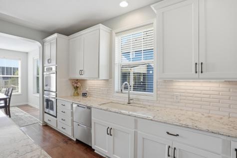 16885 Diamonte Way Lakeville MN 55044