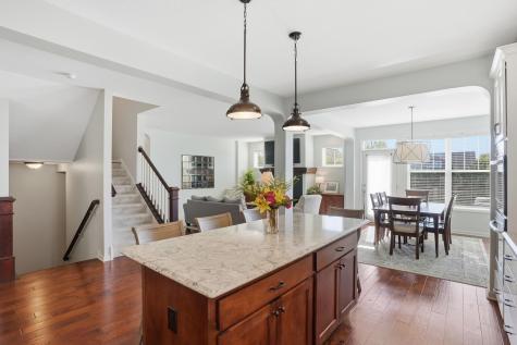 16885 Diamonte Way Lakeville MN 55044