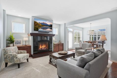 16885 Diamonte Way Lakeville MN 55044