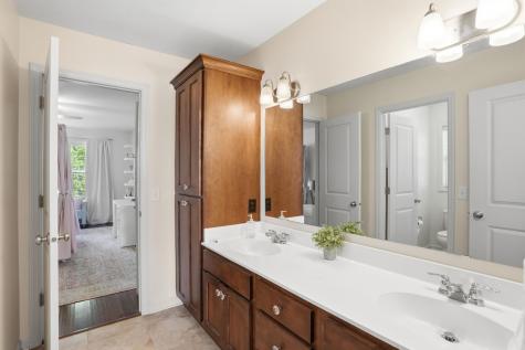 16885 Diamonte Way Lakeville MN 55044