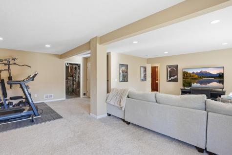 16885 Diamonte Way Lakeville MN 55044