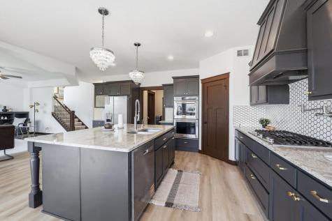 1683 Saint George Street Waconia MN 55387