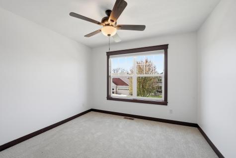 1683 Saint George Street Waconia MN 55387