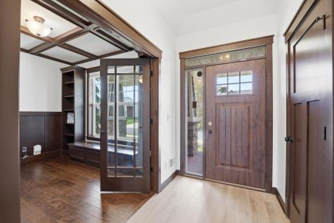 1683 Saint George Street Waconia MN 55387