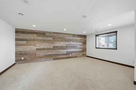 1683 Saint George Street Waconia MN 55387