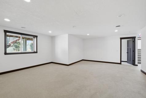 1683 Saint George Street Waconia MN 55387
