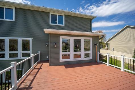1683 Saint George Street Waconia MN 55387