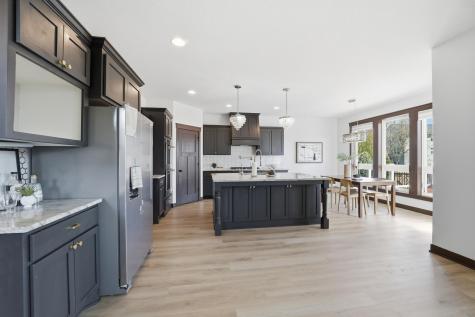 1683 Saint George Street Waconia MN 55387