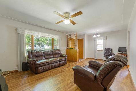 921 N Payne Street New Ulm MN 56073