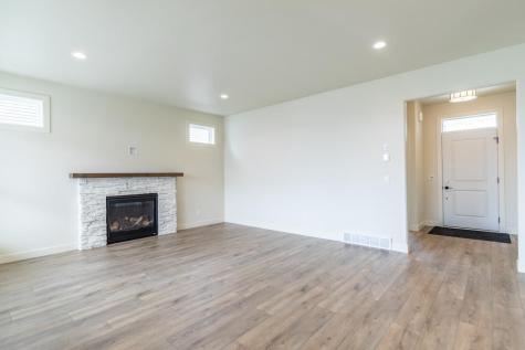 6525 Sun Valley Boulevard Horace ND 58047