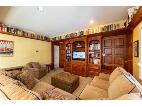 28589 Lake Avenue Way Frontenac MN 55026