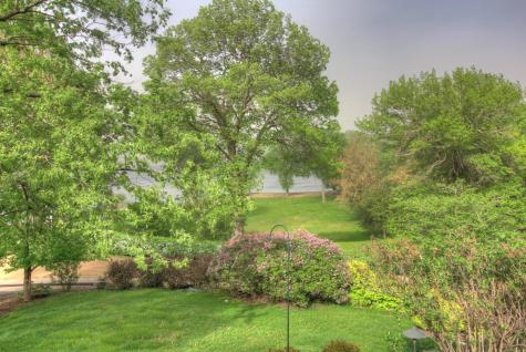 28589 Lake Avenue Way Frontenac MN 55026