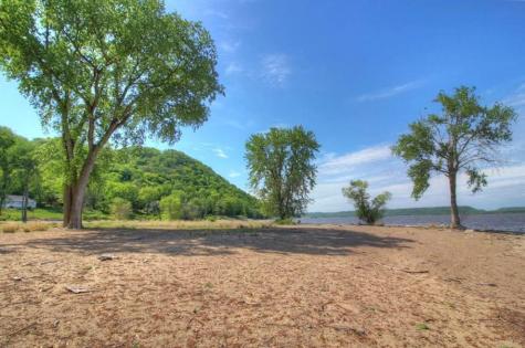 28589 Lake Avenue Way Frontenac MN 55026