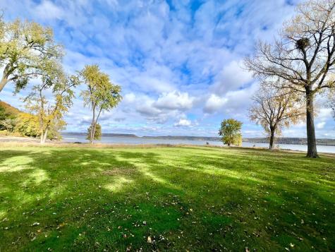 28589 Lake Avenue Way Frontenac MN 55026