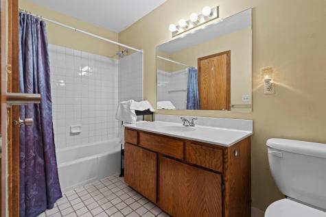 5189 Beachside Drive Hopkins MN 55343