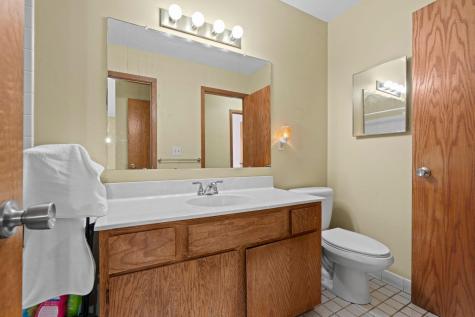 5189 Beachside Drive Hopkins MN 55343