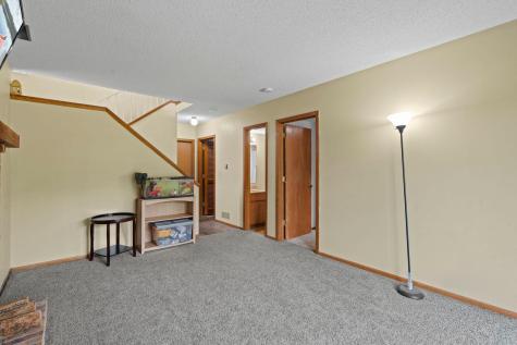 5189 Beachside Drive Hopkins MN 55343