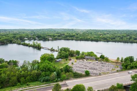 5189 Beachside Drive Hopkins MN 55343