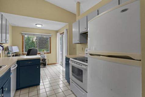 5189 Beachside Drive Hopkins MN 55343