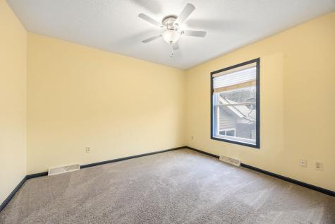 618 Hunter Circle Winsted MN 55395