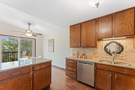 907 Heritage Court W Vadnais Heights MN 55127