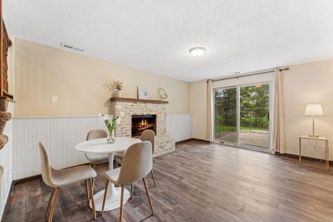907 Heritage Court W Vadnais Heights MN 55127