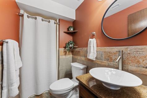 907 Heritage Court W Vadnais Heights MN 55127
