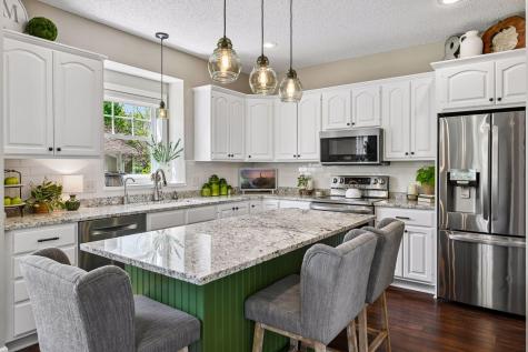 8385 Kelzer Pond Drive Victoria MN 55386